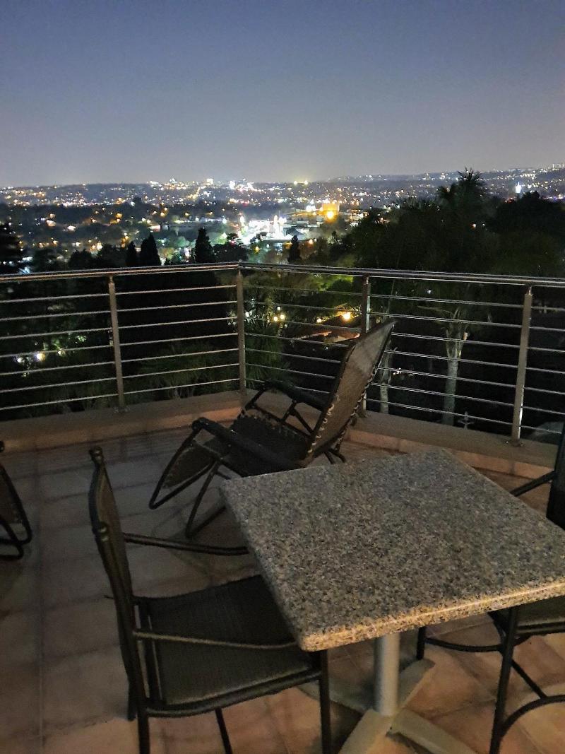Over The Moon Guesthouse image