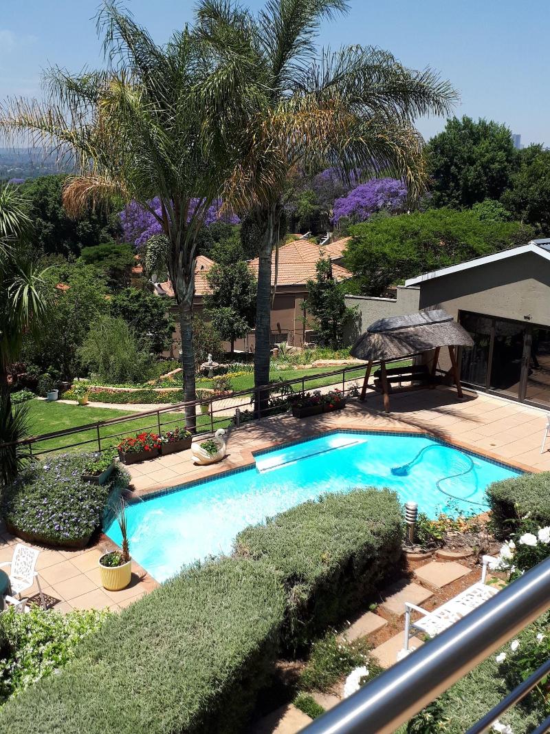 Over The Moon Guesthouse image