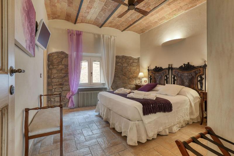 Viterbo Antica image