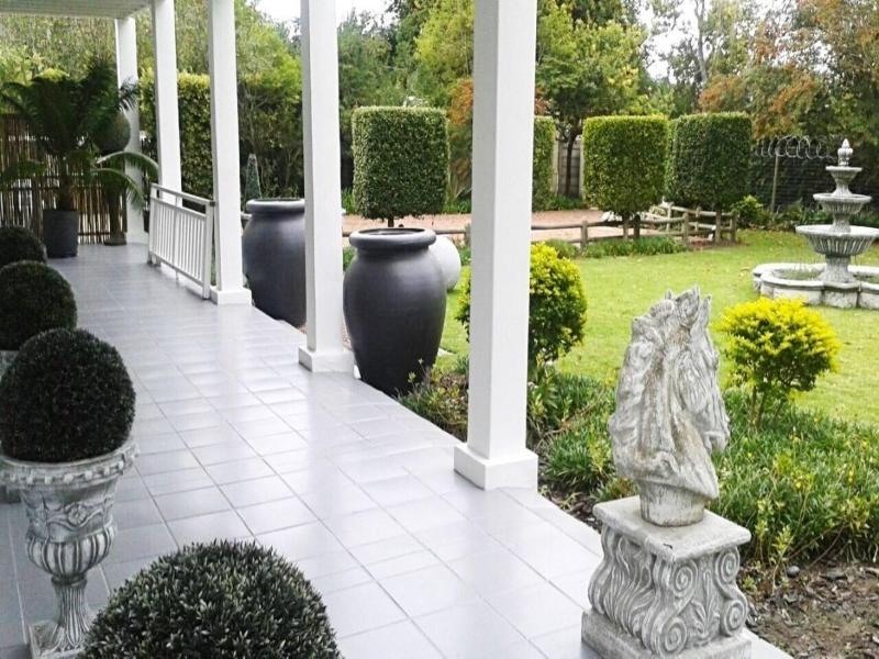 No. 10 Caledon Street Guest House