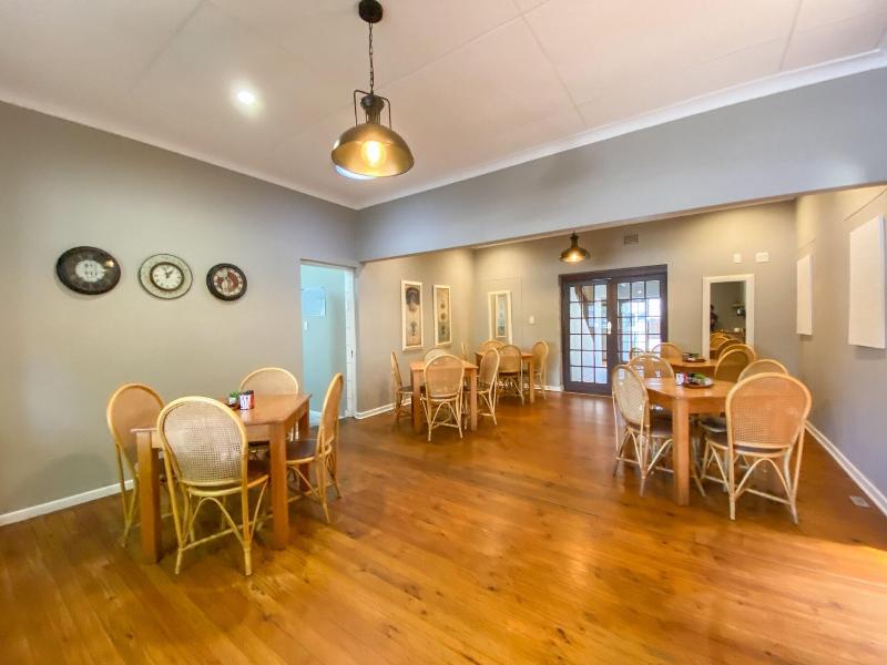 Loerie Guest Lodge