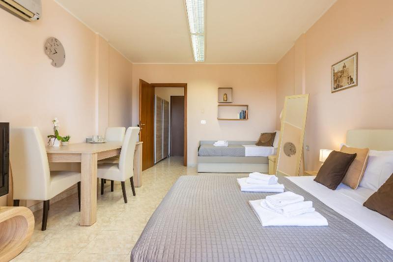 Residenze Su Planu image