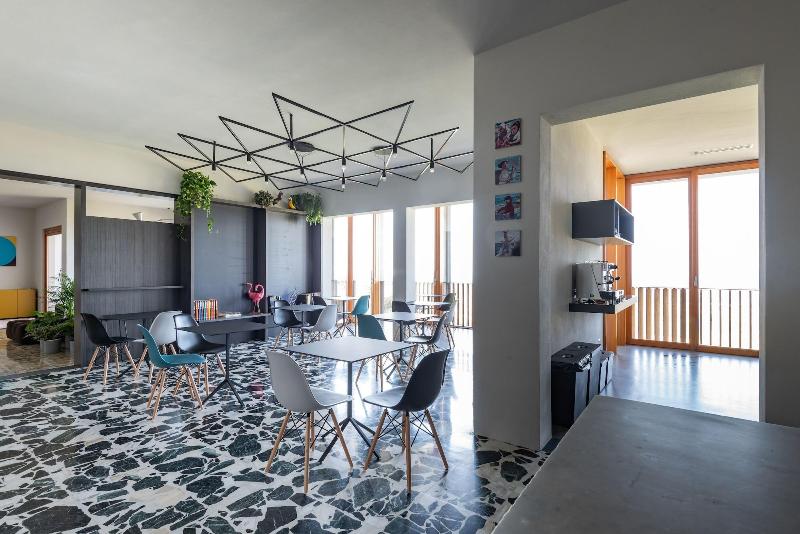 Villa Curiel image