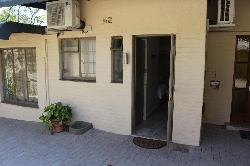 Hummingbirds Nest Guesthouse image