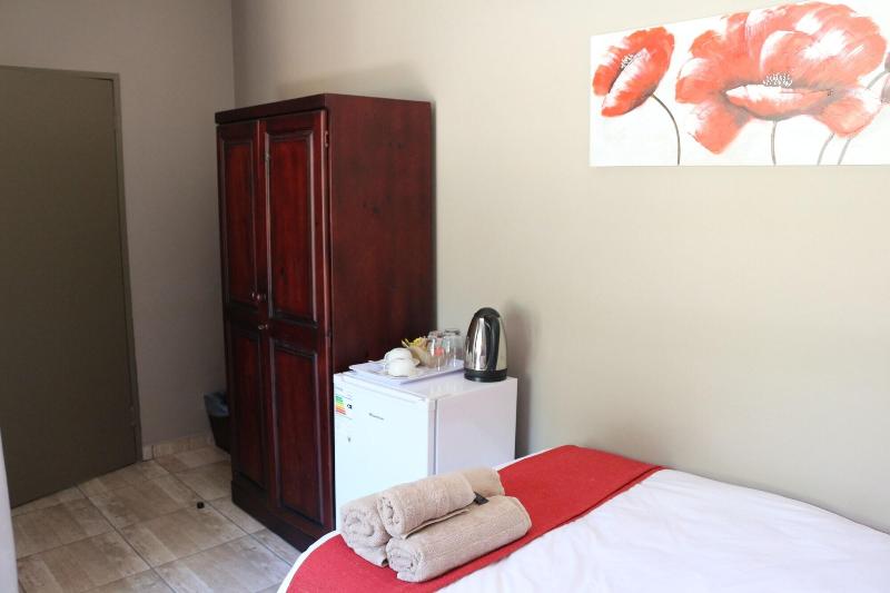 Hummingbirds Nest Guesthouse image