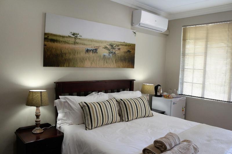 Hummingbirds Nest Guesthouse image
