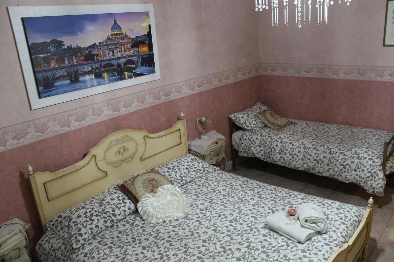 B&B San Peter's Golden Rooms image