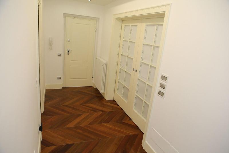 Champagne Rooms image