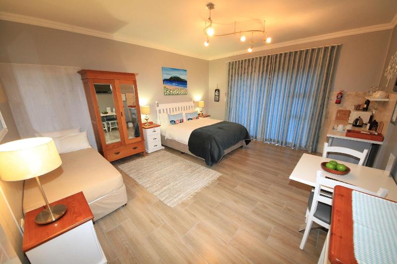 Bay View Somerset West image