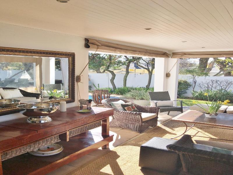 Maison Jacaranda image