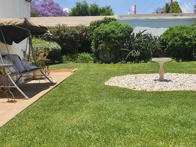 Maison Jacaranda image