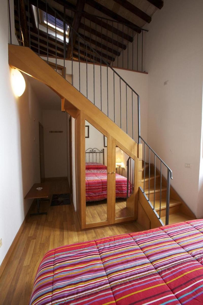 Camere Carli image