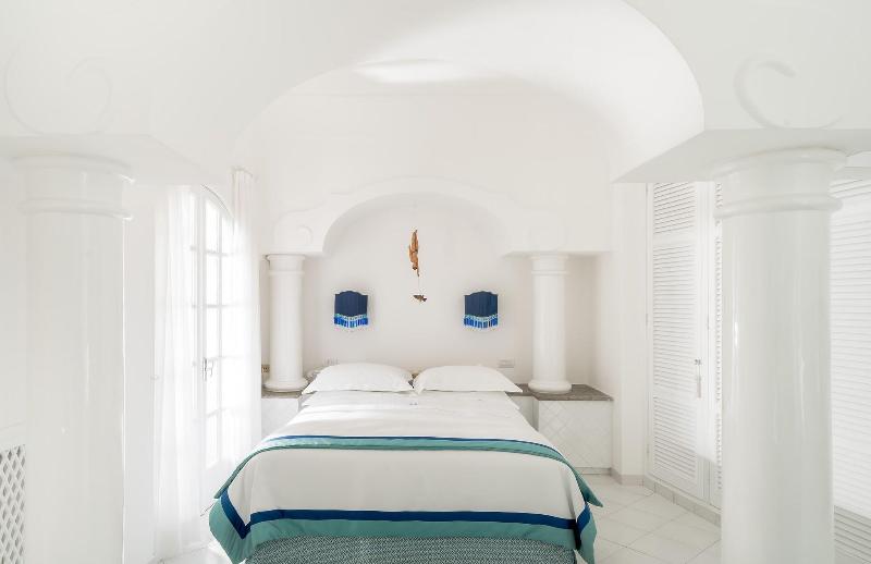 Villa Boheme Exclusive Luxury Suites image
