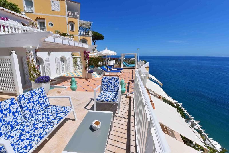 Villa Boheme Exclusive Luxury Suites image