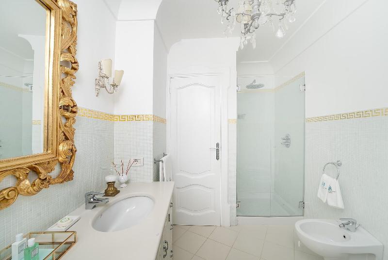 Villa Boheme Exclusive Luxury Suites image