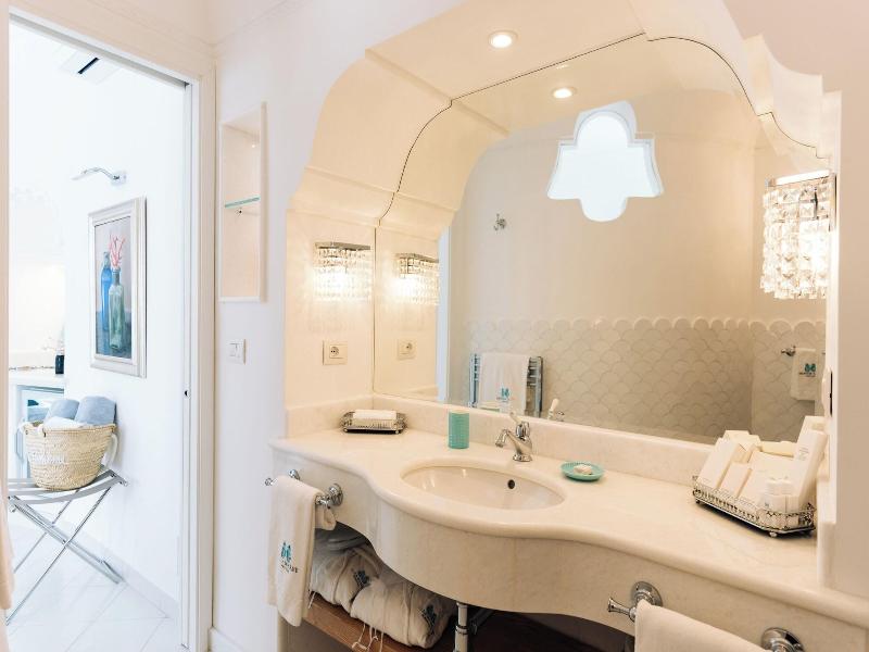 Villa Boheme Exclusive Luxury Suites image