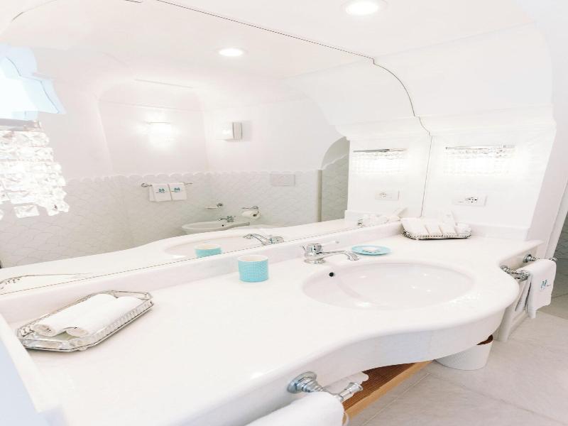 Villa Boheme Exclusive Luxury Suites image