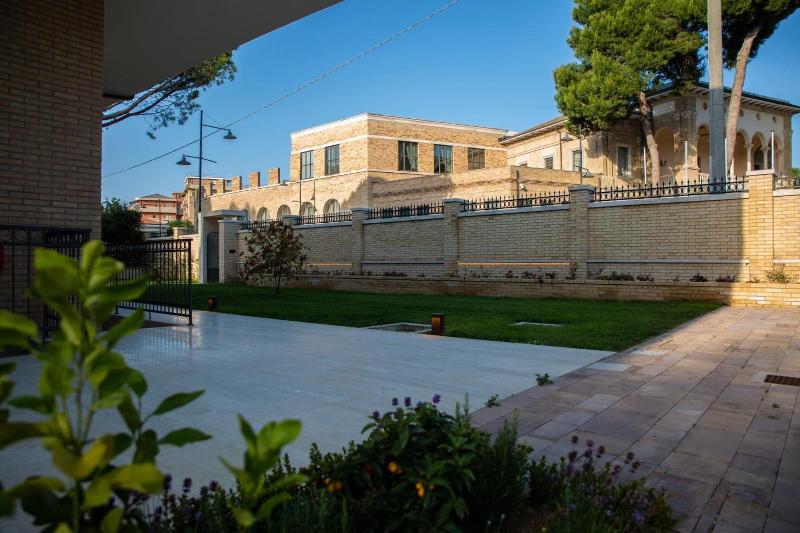 Aurum Suites — general view