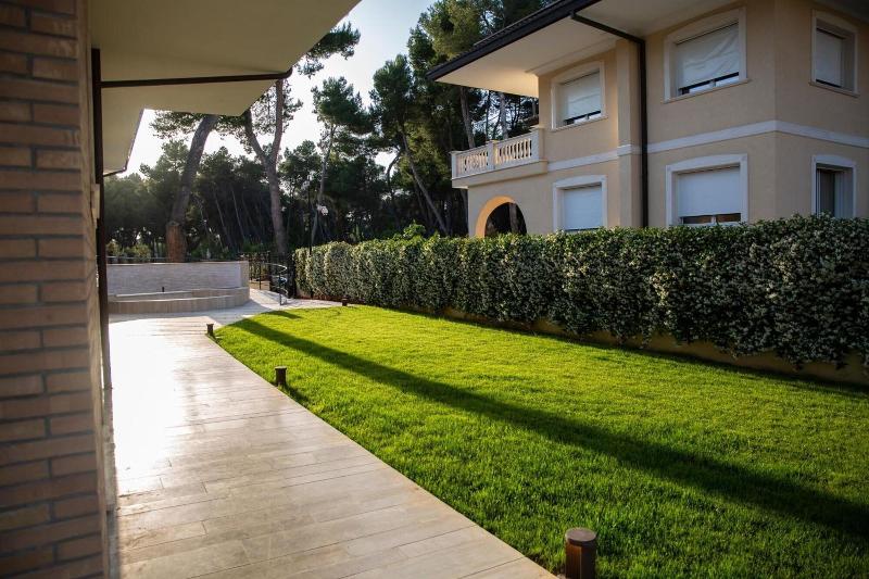 Aurum Suites image
