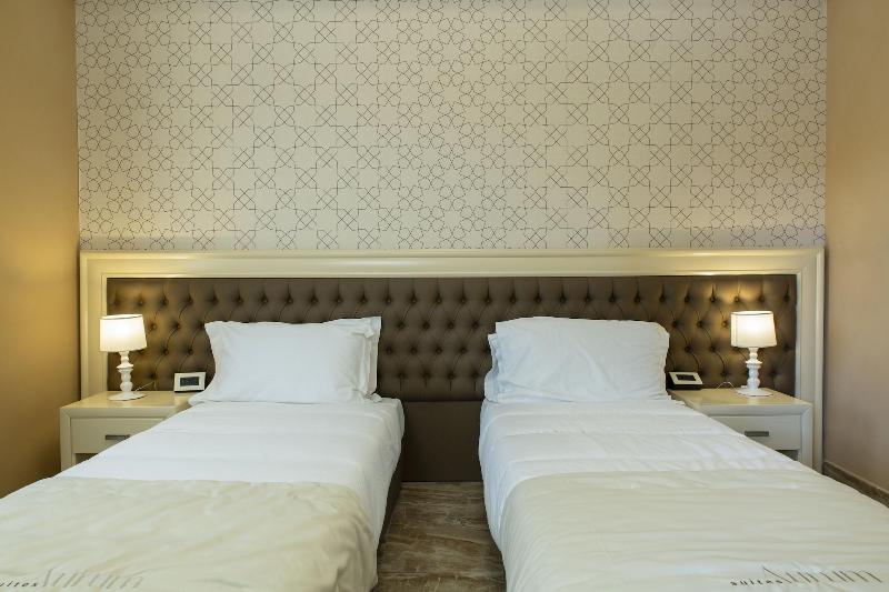 Aurum Suites image