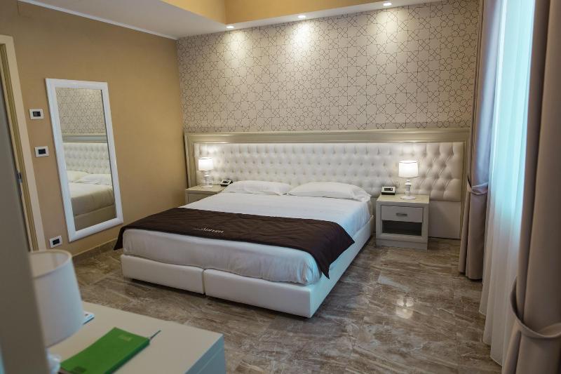Aurum Suites image