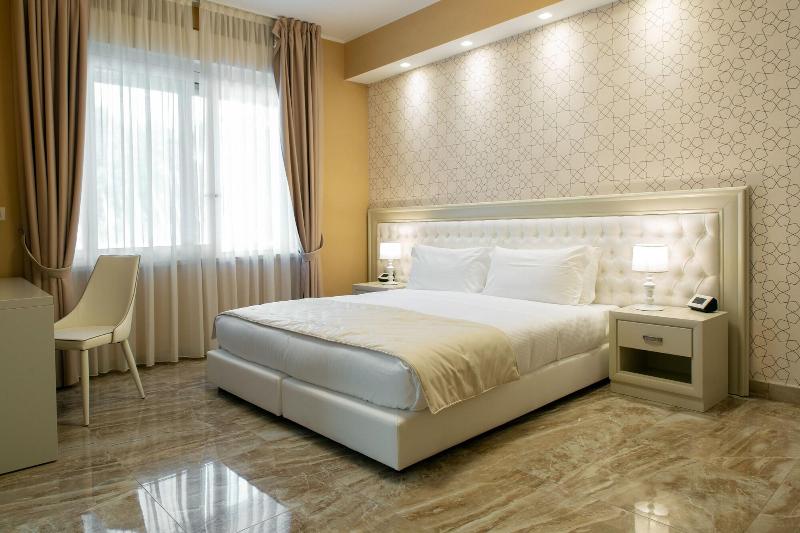 Aurum Suites image