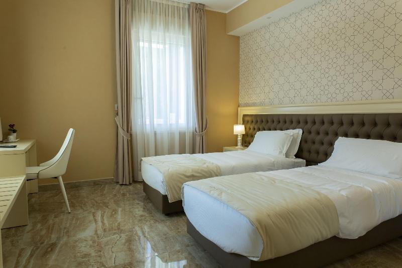 Aurum Suites image