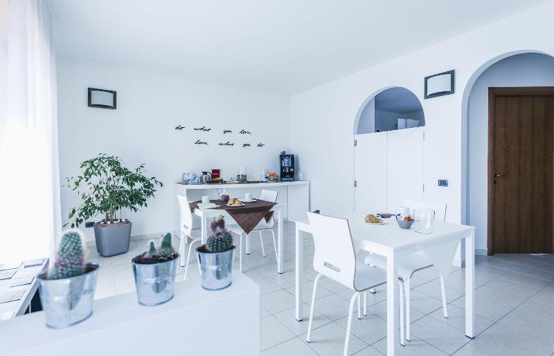 B&B La Postale image