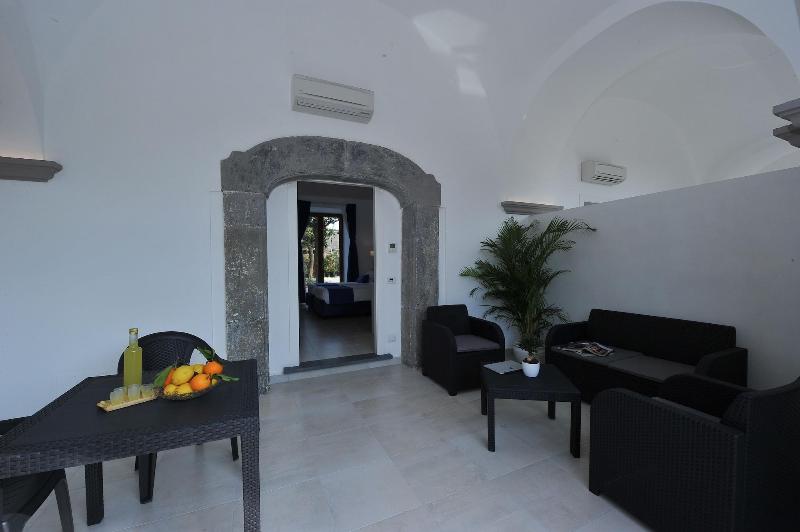 Villa Emanuel image