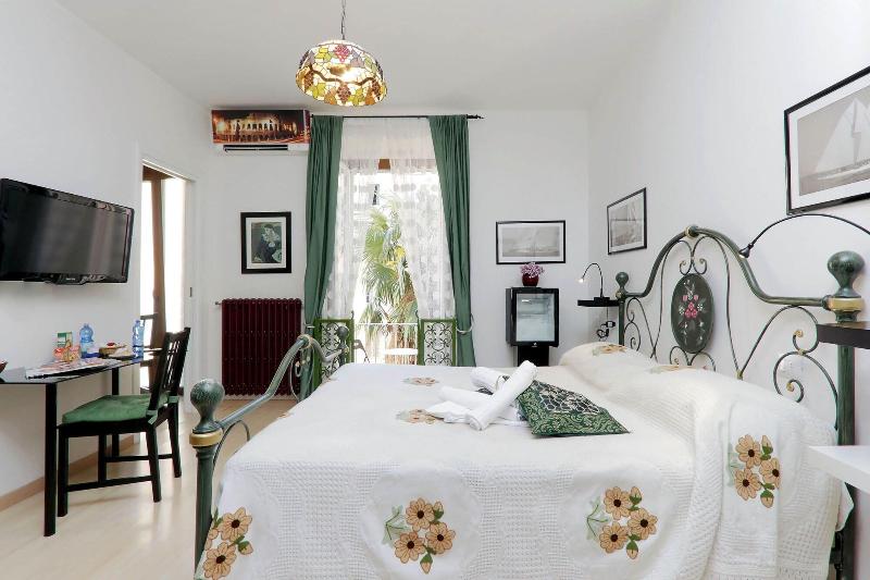Lhg Comfy Rooms