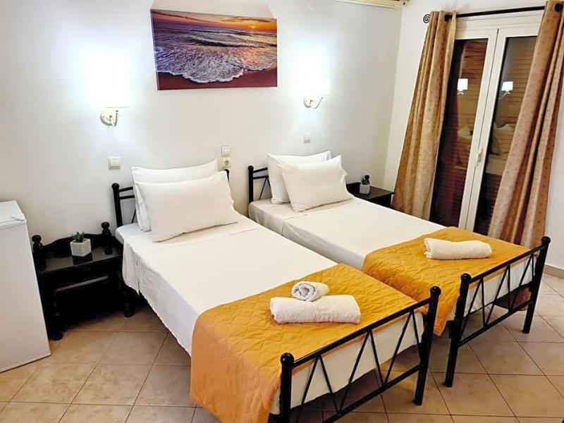 Avra Rooms image