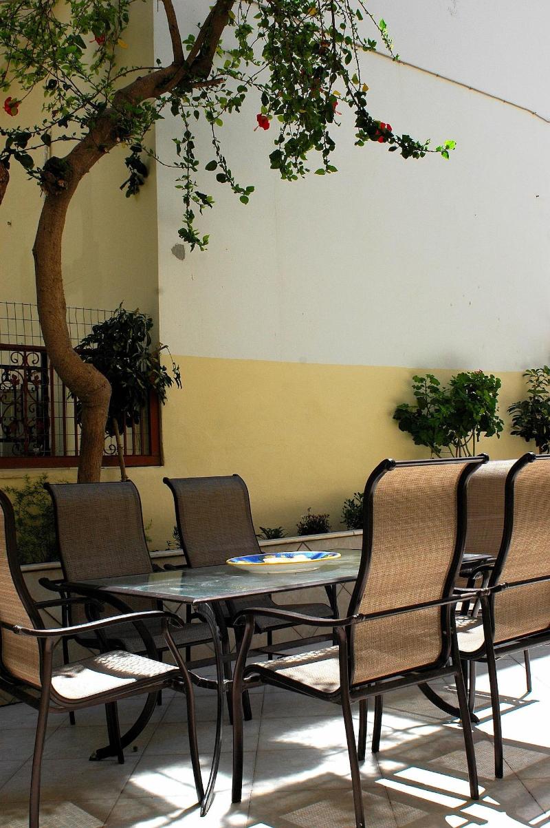 Avra Rooms image