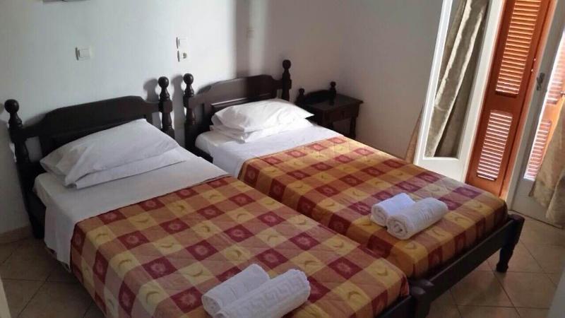 Avra Rooms image