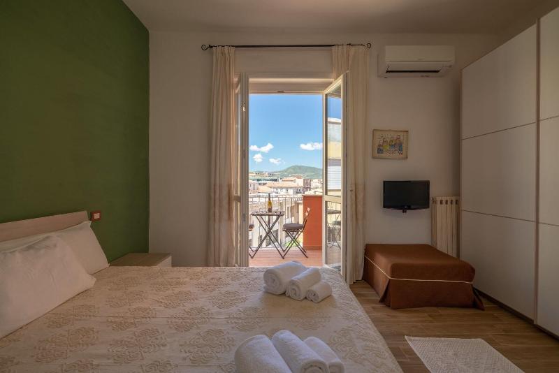 Ng Guest House Olbia image