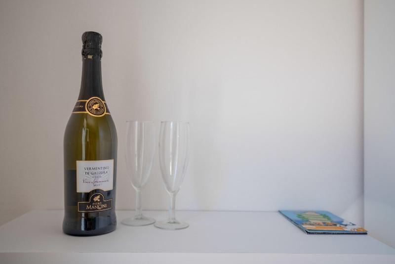 Ng Guest House Olbia image