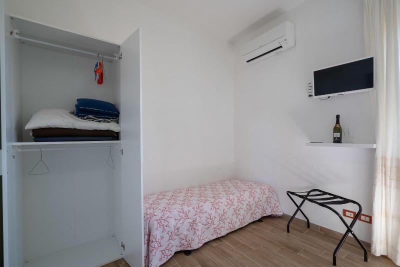 Ng Guest House Olbia image