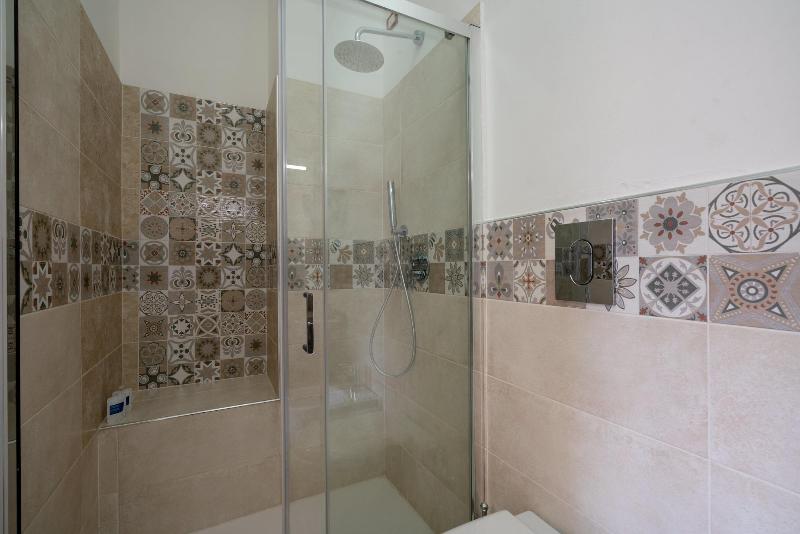 Ng Guest House Olbia image