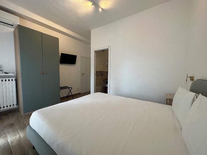 Ng Guest House Olbia image