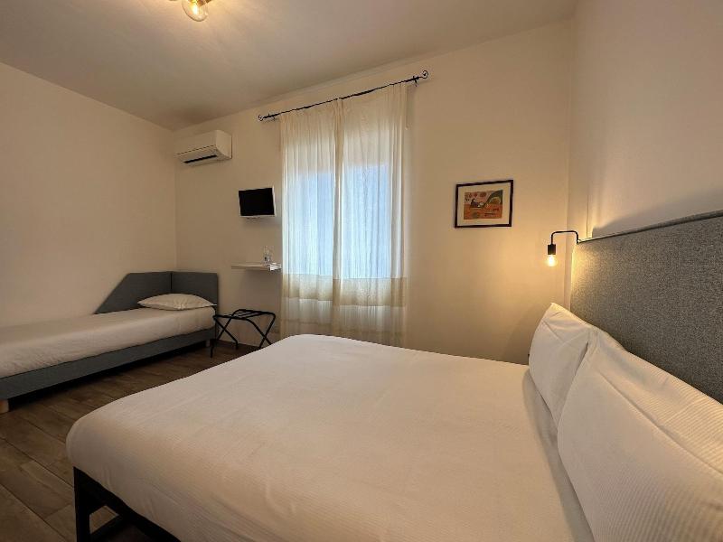 Ng Guest House Olbia image
