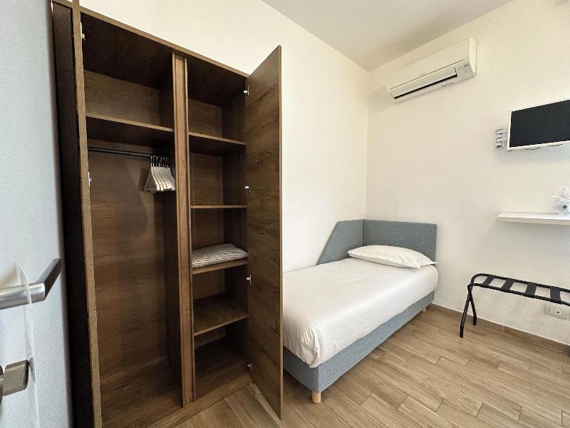 Ng Guest House Olbia image
