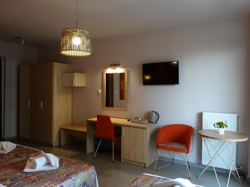 Limani Comfort Rooms image