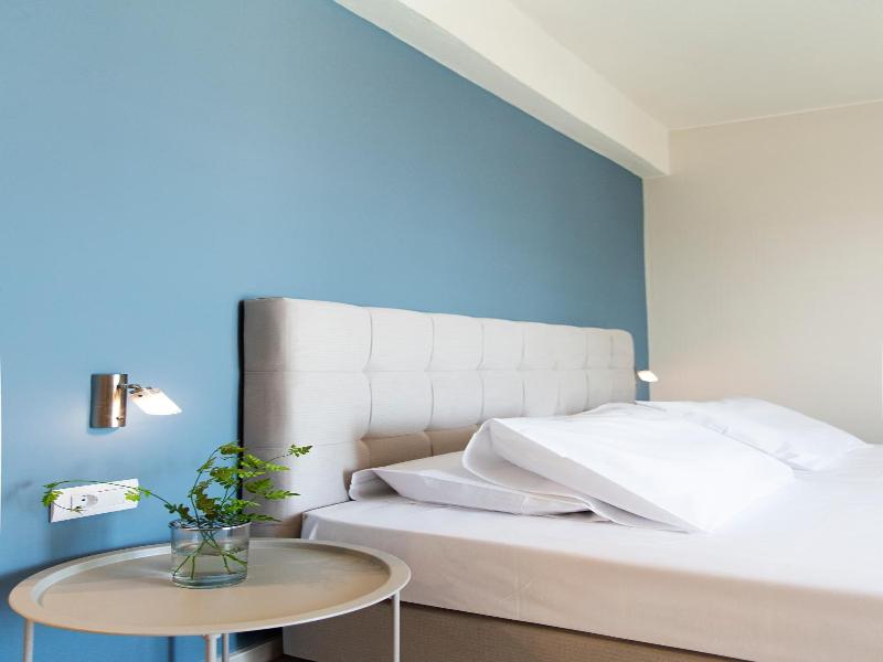 Ammos Apartments image