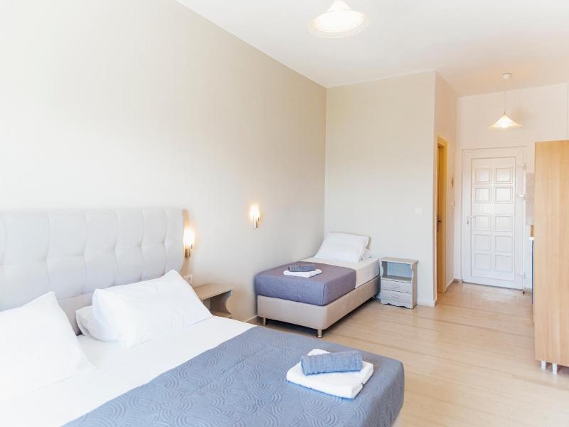 Ammos Apartments image