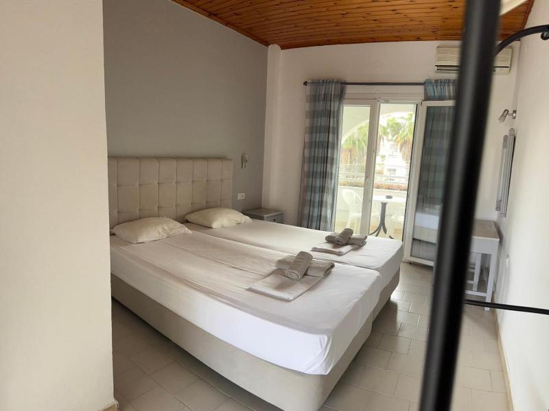 Ammos Apartments image