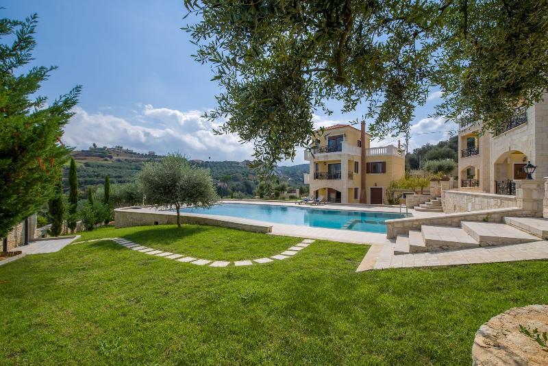 Casa Leone Suites image