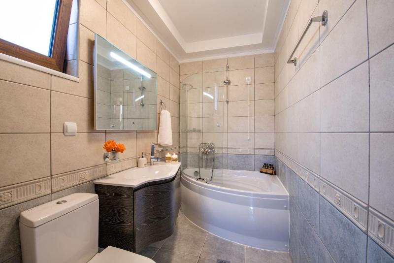 Casa Leone Suites image