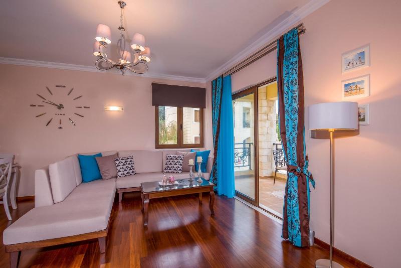 Casa Leone Suites image