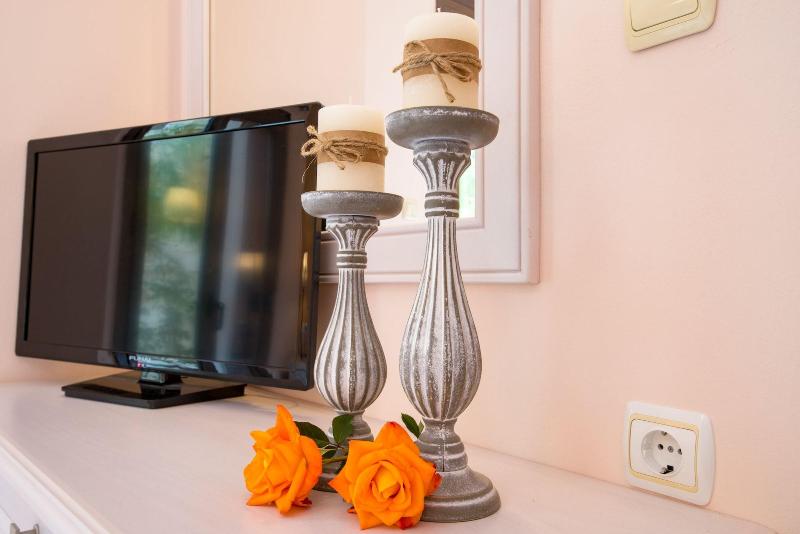 Casa Leone Suites image