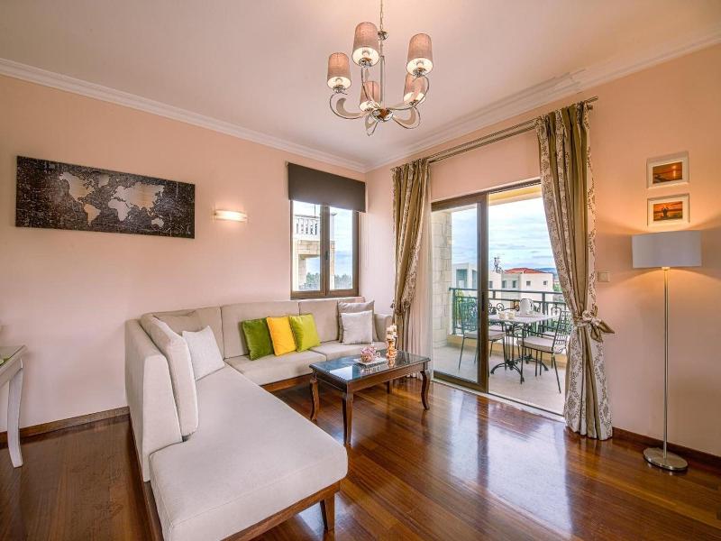 Casa Leone Suites image