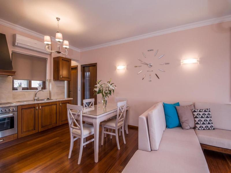 Casa Leone Suites image